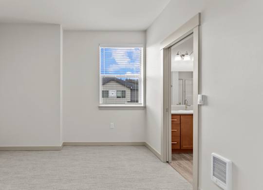 LarkViewVillage_Eugene_OR_2x2_Bedroom1