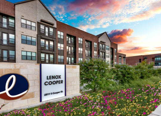 Lenox Cooper Apartments in Arlington, Texas Monument Sign