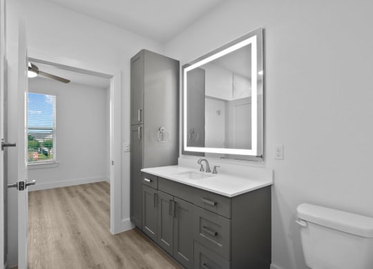 Lenox Katy Crossing Bathroom