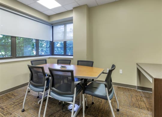 The Broadview Apartments in Baltimore, Maryland Business Center