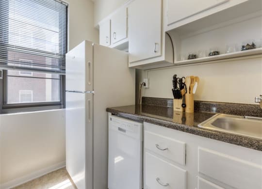 The Broadview Apartments in Baltimore, Maryland Model Kitchen