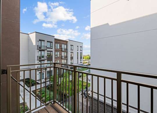 Meritage West Apartment Homes in Boise, Idaho Private Balcony