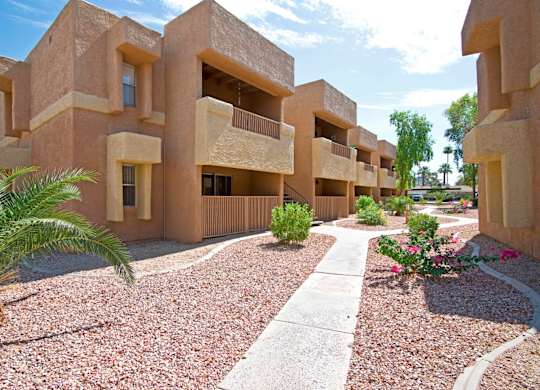 Papago Crossing in Phoenix, Arizona Exterior