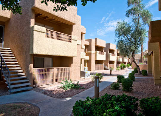 Papago Crossing in Phoenix, Arizona Exterior