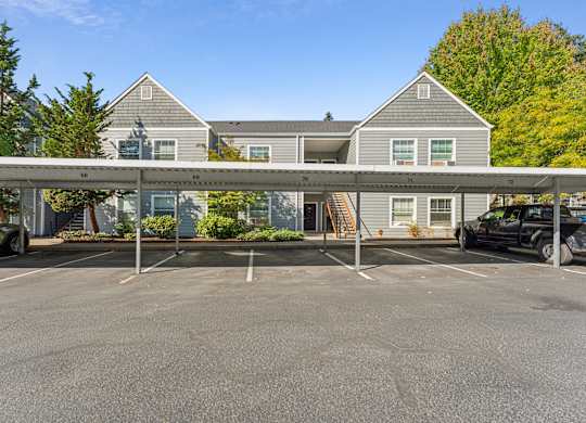 Reedville Commons Apartments in Aloha, Oregon Parking