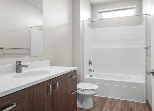 Modern Bathroom at Spring Woods Apartments, Oregon