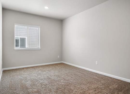 Vacant Room at Spring Woods Apartments, Oregon