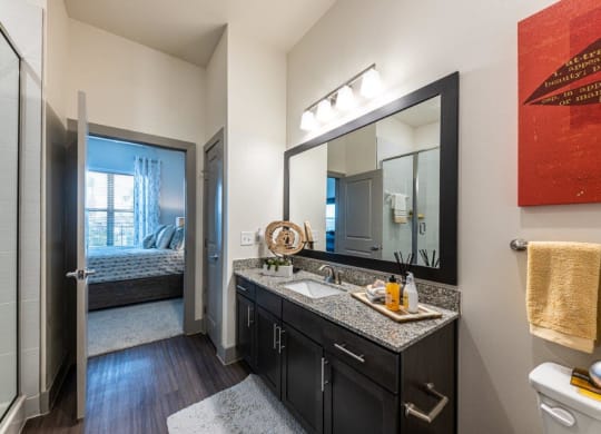 Cromwell at Plum Creek Apartments Model Bathroom