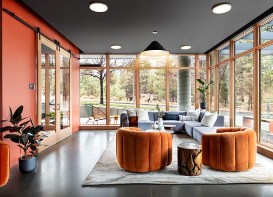 Strata_Bend_OR_Amenities_lobby