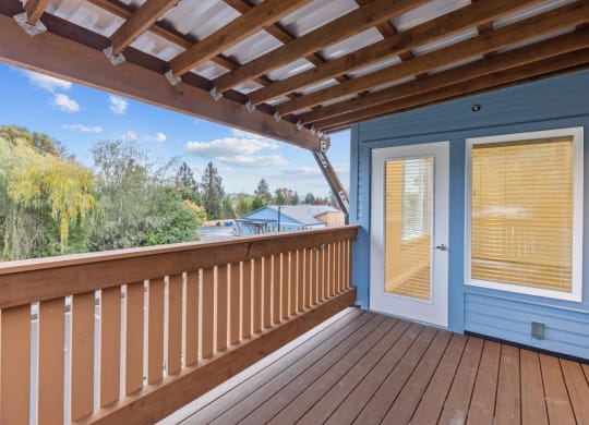 Sumner Mill Private Balcony