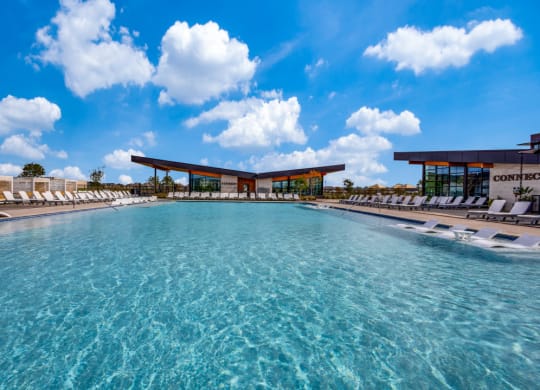 the resort style pool at the concordia hotel