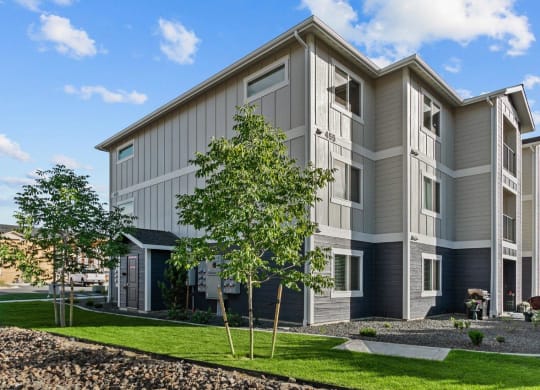The Banks on Bradley Apartments in Richland, Washington Exterior