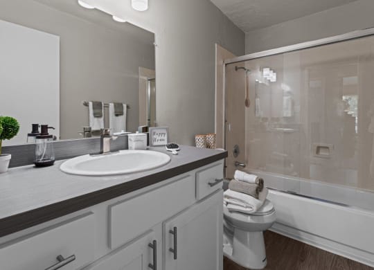 The Crest Pleasant Hill Apartments in California Model Bathroom