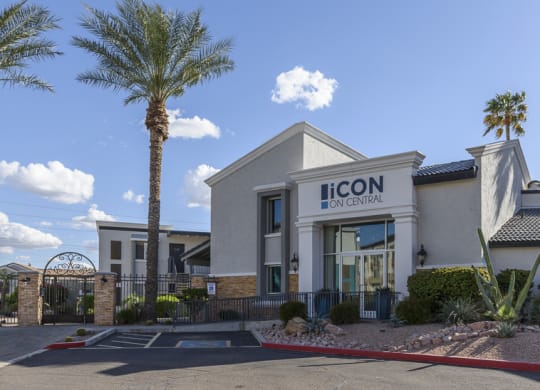 The Icon on Central Apartments in Phoenix, Arizona Exterior