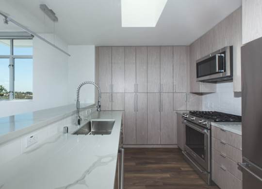 Vinz on Fairfax Apartments in Los Angeles, California Model Kitchen