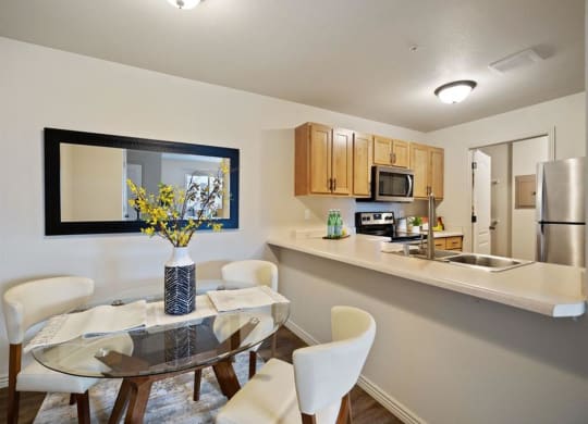 Kitchen and Dining Room at The Crossings at Chapel Hill, Pasco