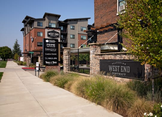 West End District Apartments in Beaverton, Oregon Exterior
