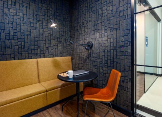 Alton Heights in Kansas City, Missouri Clubhouse Lounge