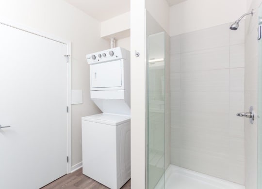 Alton Heights in Kansas City, Missouri Model Bathroom with Washer and Dryer