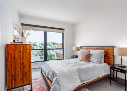 Alton Heights in Kansas City, Missouri Model Bedroom