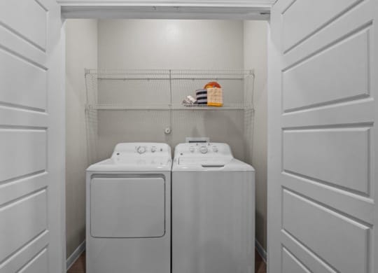 Redbird Ridge Apartments Laundry