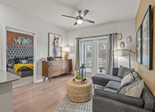 Redbird Ridge Apartments Living Room