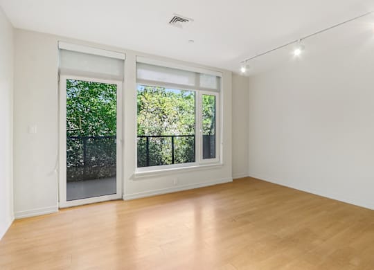 Bedroom with patio at Park77 Apartments, Massachusetts, 02138