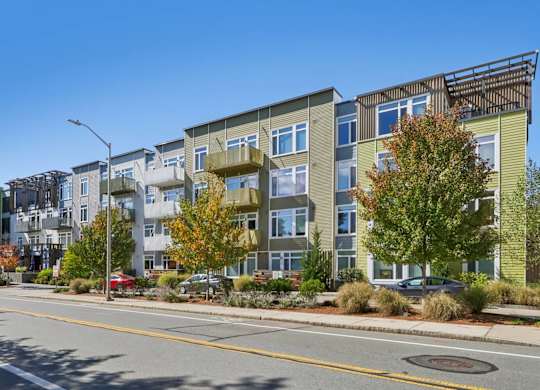 Street view of a residential area at Park77 Apartments, Cambridge, MA