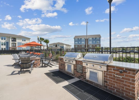 the preserve at ballantyne commons outdoor grilling area with two bbqs