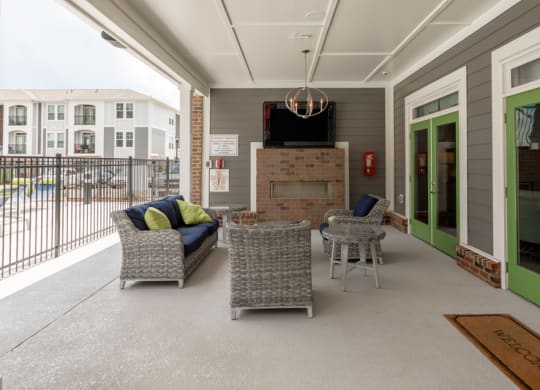 WayfareatGardenCrossing_OutdoorSeating
