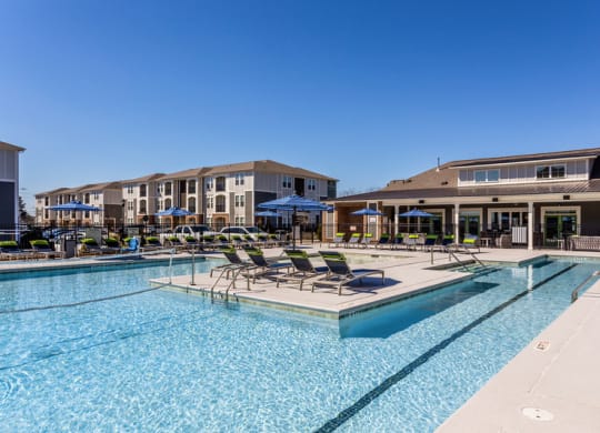 WayfareatGardenCrossing_Pool
