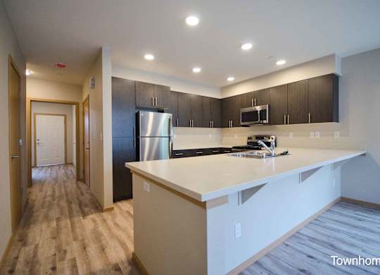 Modern Kitchen at Spyglass Hill Apartments, Washington 98337