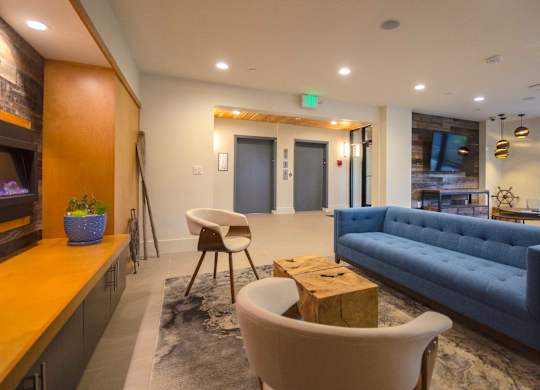 spyglass community lobby at Spyglass Hill Apartments, Washington