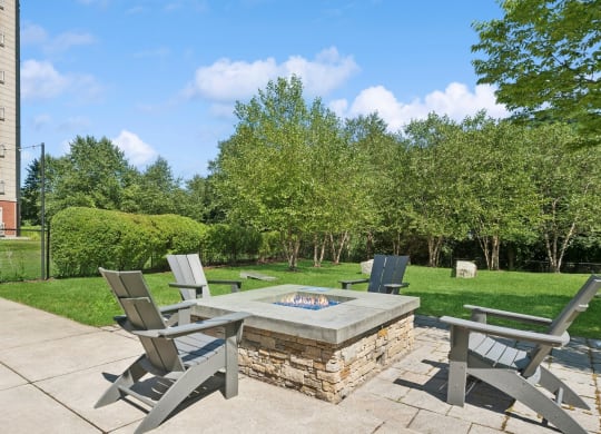 outdoor fireside retreat and social gathering area at HighPoint apartments