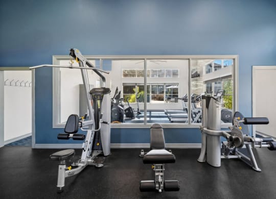 fitness center at Dakota Ridge apartments