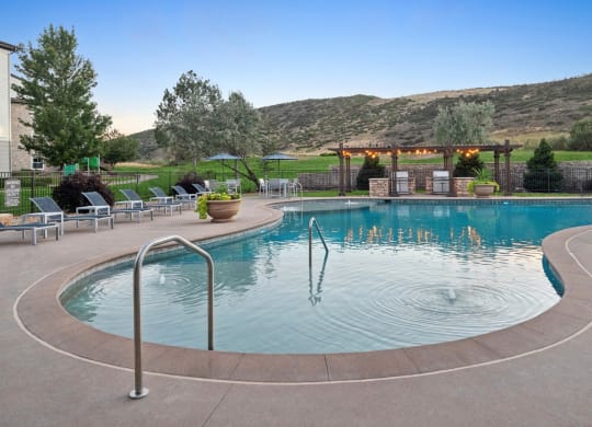 swimming pool at Dakota Ridge apartments