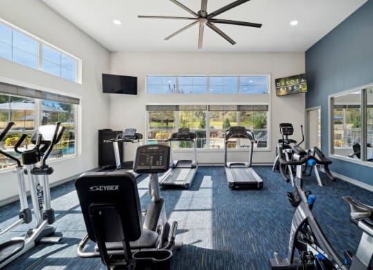 fitness center at Dakota Ridge apartments