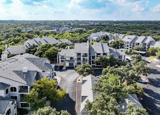 aerial view of San Marin luxury Austin apartments for rent
