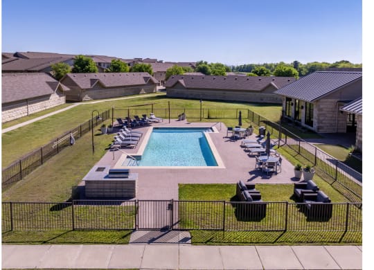 swimming pool at The Pradera apartments