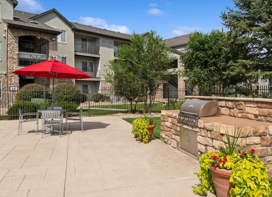 grilling area at Red Hawk Ranch apartments