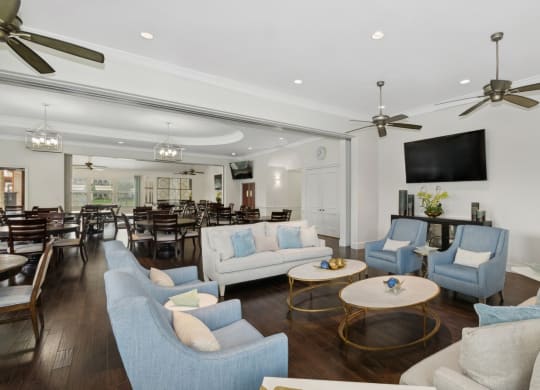 social lounge with comfortable seating at Retreat at Wylie senior 55+ apartments