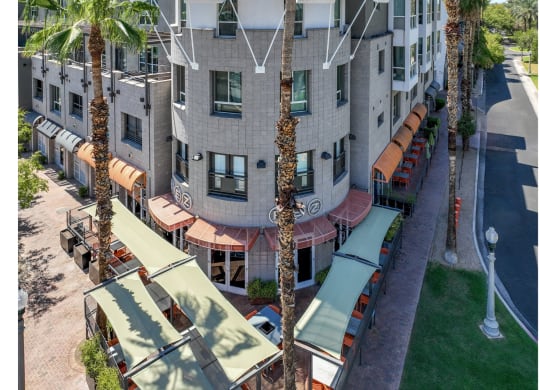 exterior building view of Roosevelt Square apartments