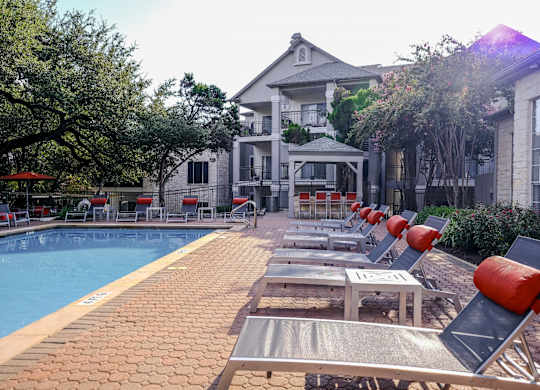swimming pool and sun deck at San Marin apartments
