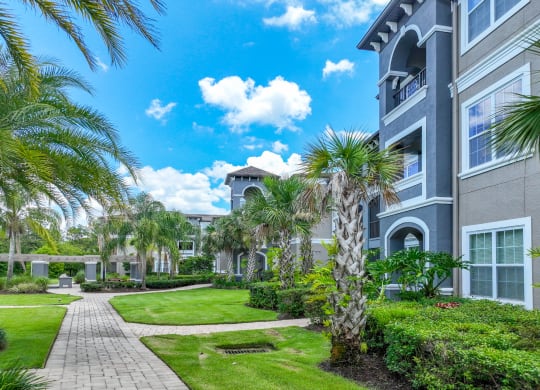 exterior view of The Reserves at Alafaya luxury apartments