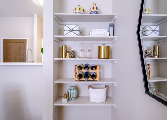 nook with shelving at Roosevelt Square luxury apartments