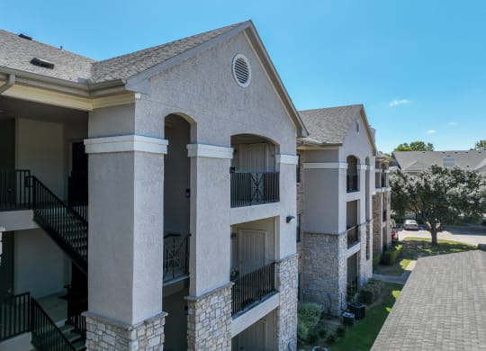 exterior view of Stoneleigh on Spring Creek apartments 5501 Naaman Forest Blvd., Garland, TX 75044