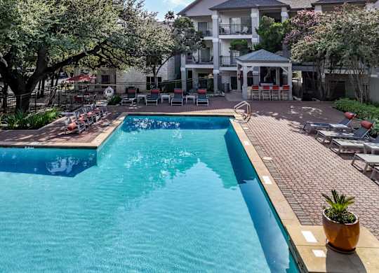 swimming pool at San Marin apartments