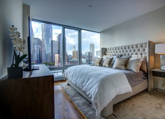 The Benjamin Seaport Residences-Primary Bedroom with Waterfront View