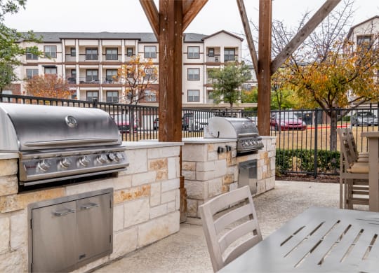 Outdoor Grill and Social Lounge at Berkshire Preserve