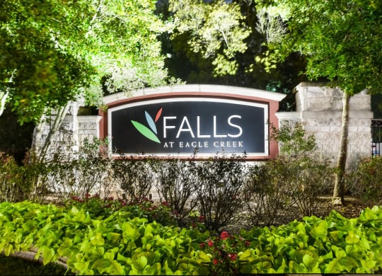 Falls at Eagle Creek apartments in Humble, TX